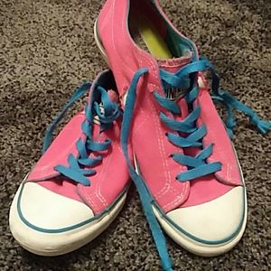 Hot pink converse womens 8 1/2